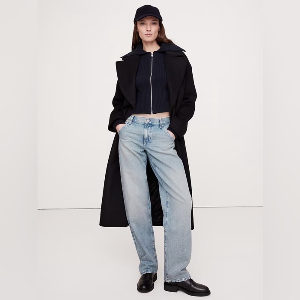 NWT! BANANA REPUBLIC MID-RISE SLOUCHY-STRAIGHT JEAN - Size 28 🩷